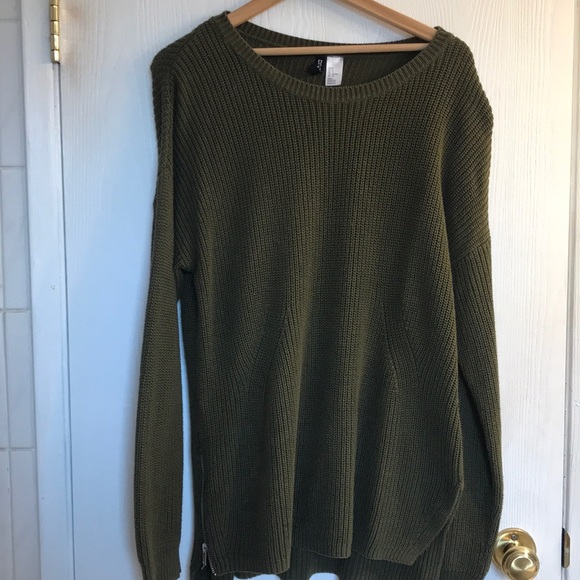 Army green size small H&M sweater - Picture 1 of 4